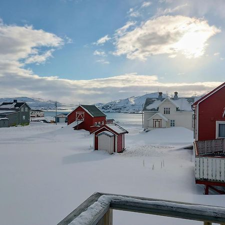 Kongsfjord Holiday Home Exterior photo